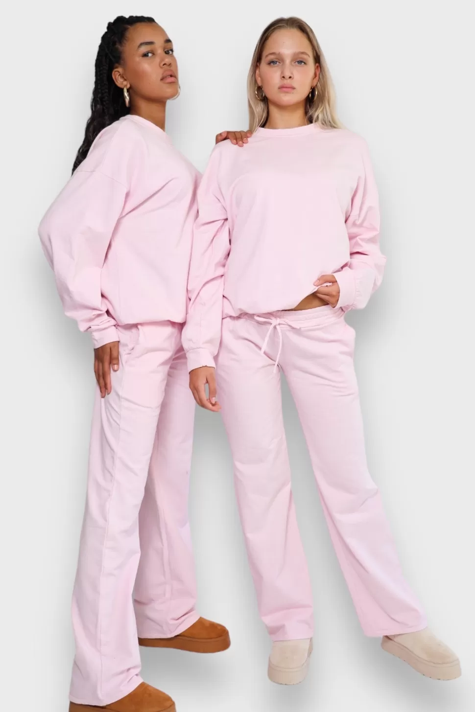pantalon_lounge_rose_3.webp Pantalon "Lounge" Rose*Meet Me There Store