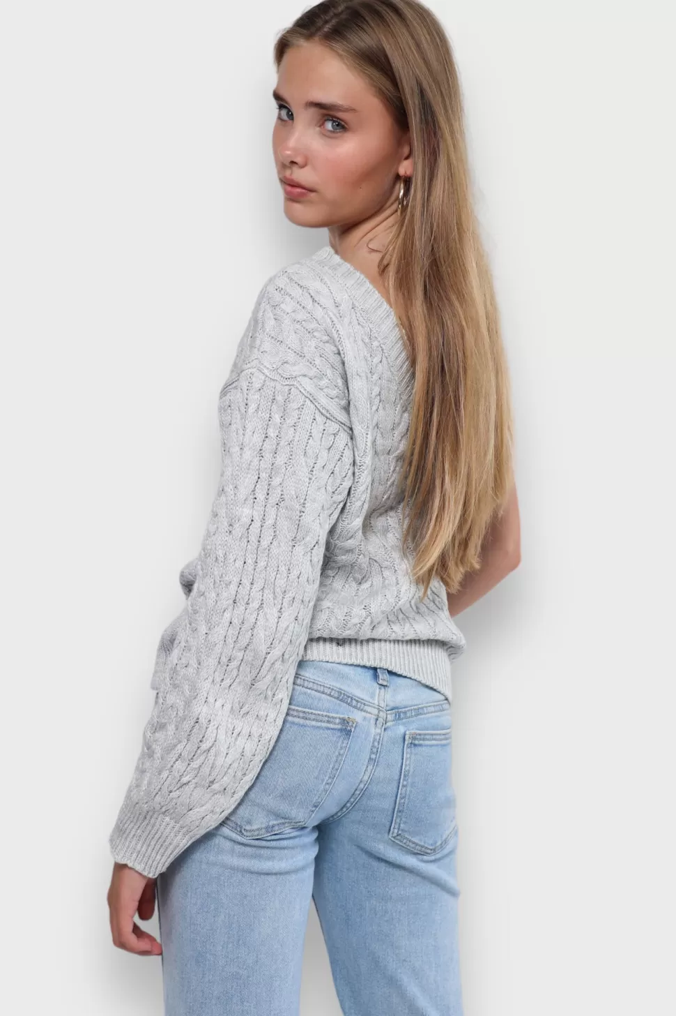 pull_une_manche_gris_2-1.webp Pull "Une Manche" Gris*Meet Me There Fashion
